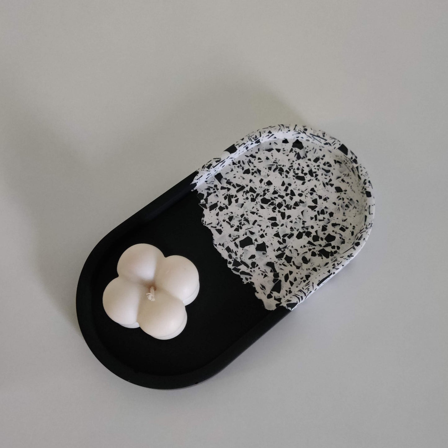 Black and Monochrome Oval Tray