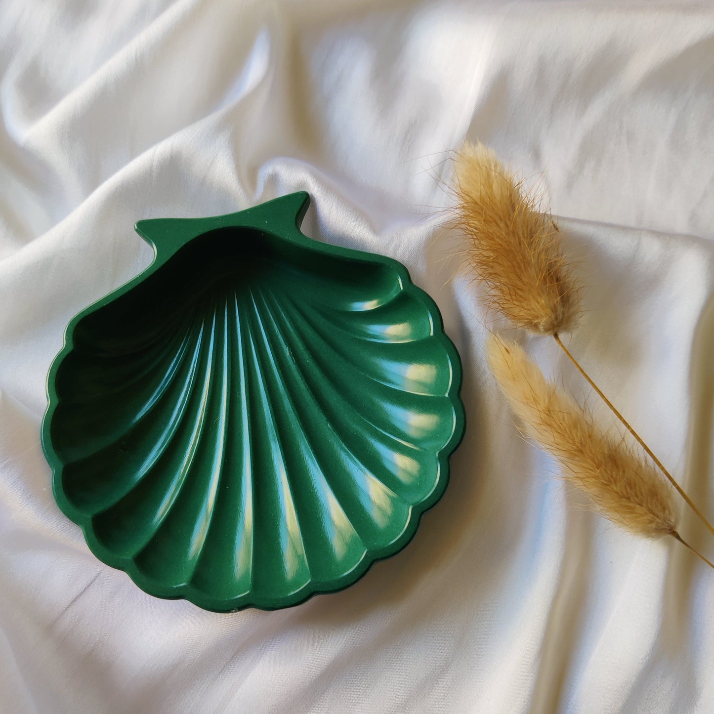 Emerald Green Shell Dish