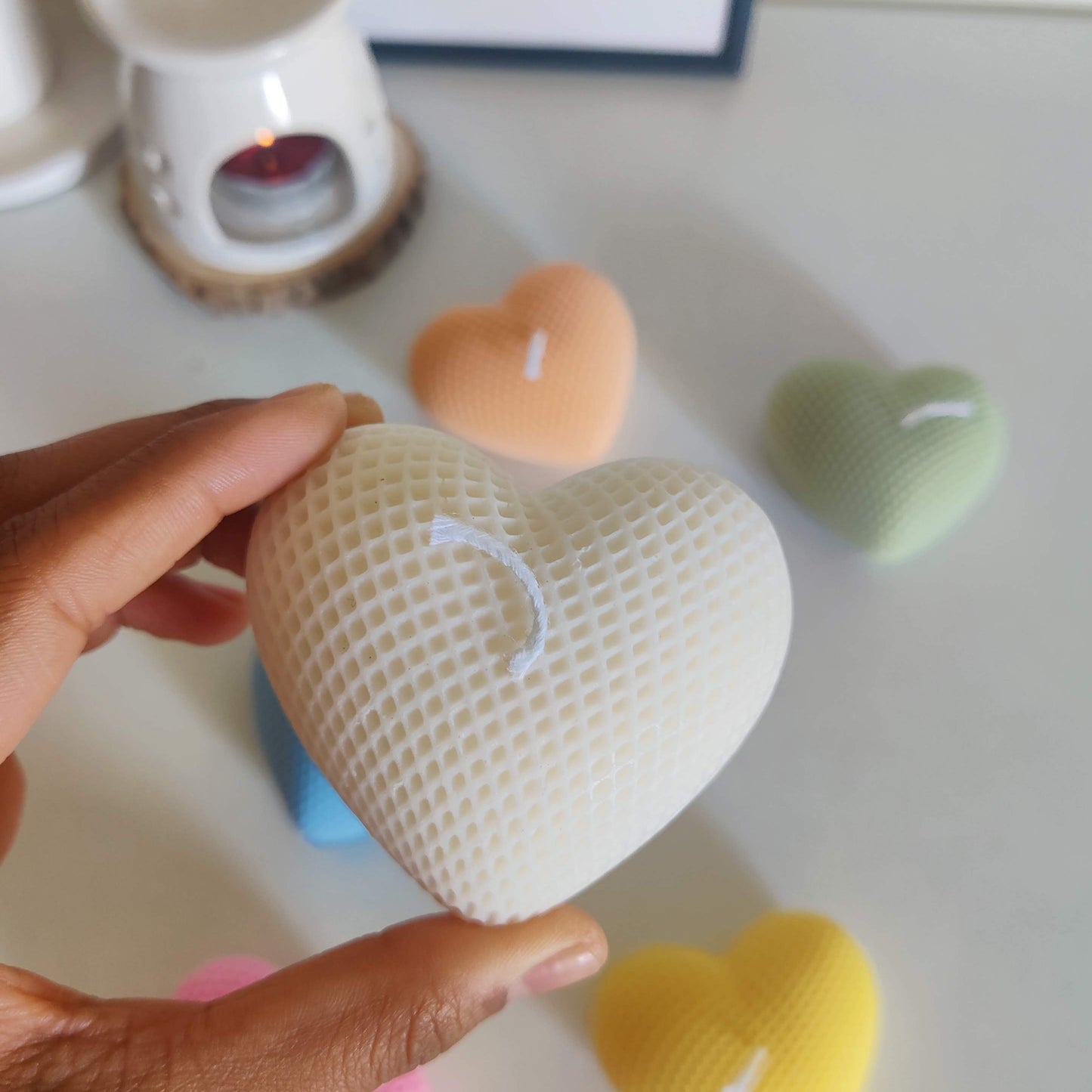 Ribbed Heart Candle