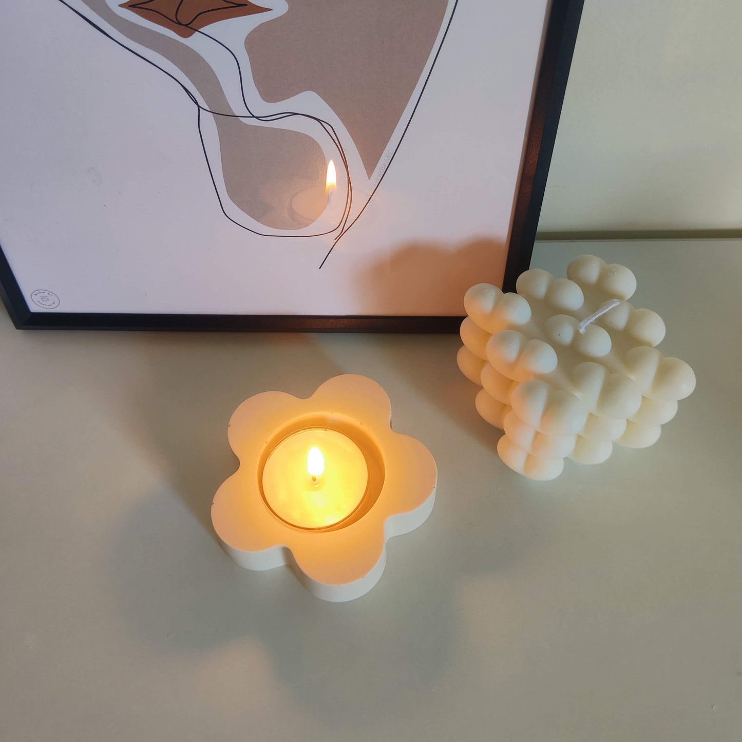 White Flower Tealight Candle Holder